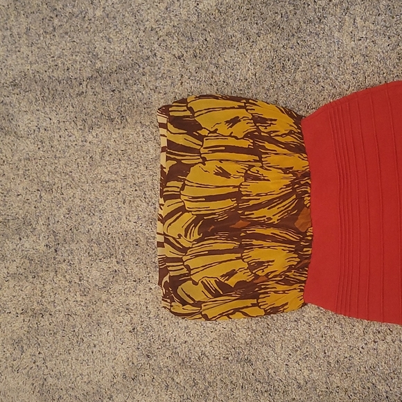 Printed Bodycon Dress. Size S - Picture 2 of 3